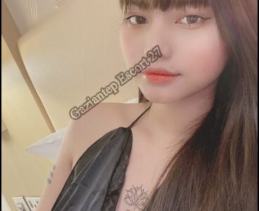 erkeklerini çok özel hissettiren asyalı escort kız