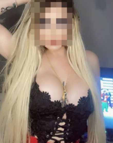 alev kendi fotoları escort bayan