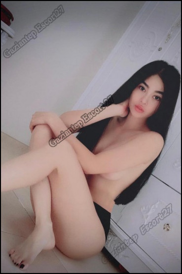 sizlere her imkanı sunan azgın cılız escort