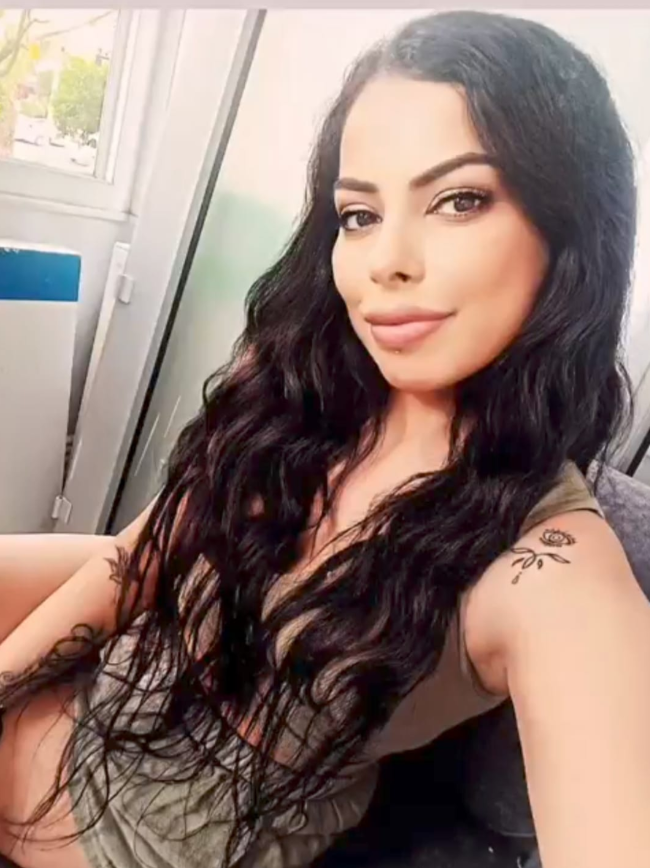 gerçek fotoları ile escort nehir