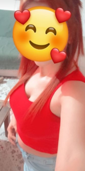 göğüslerini yalatan escort duygu