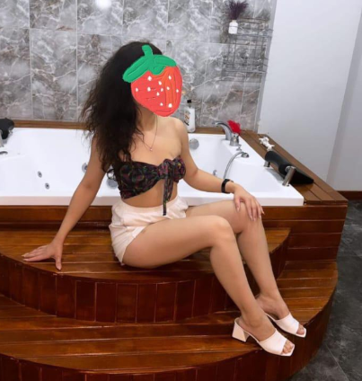 yeni genç escort kız