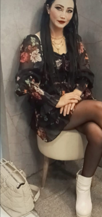 mini giyinmeyen escort ceylan