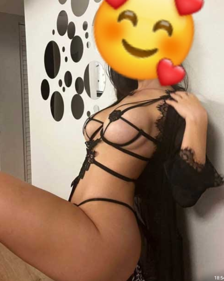fantezi giyinen escort